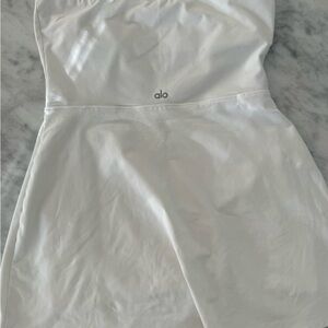 White alo dress